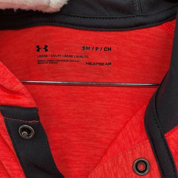 Under Armour Long Sleeve T-Shirt Mens S Hooded Red Henley Heatgear Loose - Picture 7 of 12